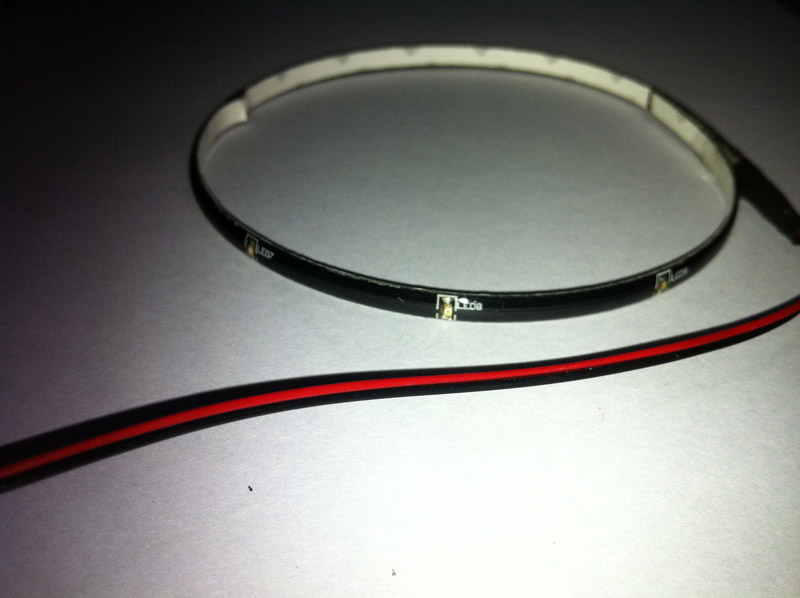 RUNNING SLIM STRIP LIGHT RED